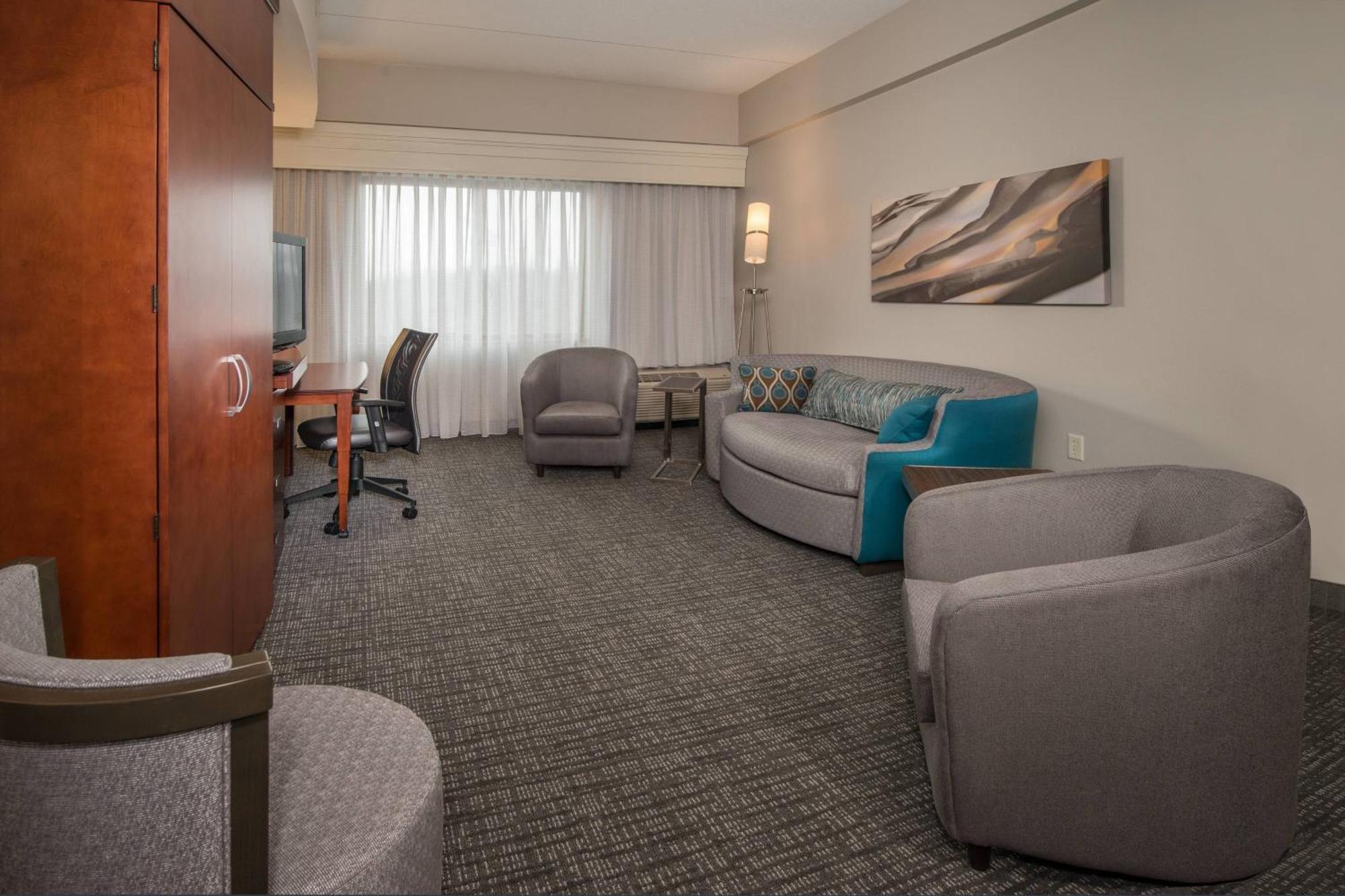 Courtyard By Marriott Hagerstown Hotel Buitenkant foto