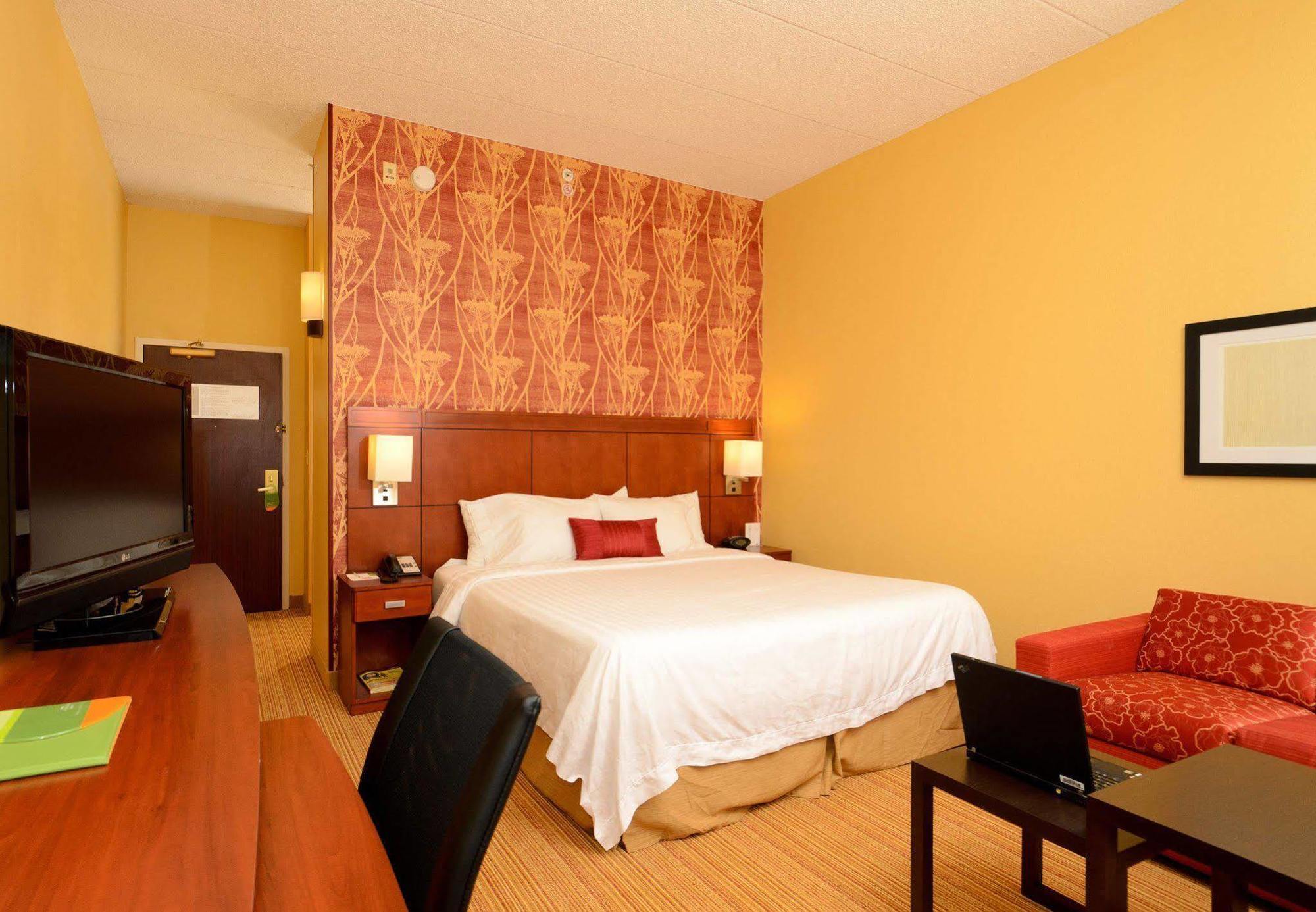 Courtyard By Marriott Hagerstown Hotel Buitenkant foto